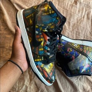 NIKE stained glass dunk high (2015) very lightly used, size 12,